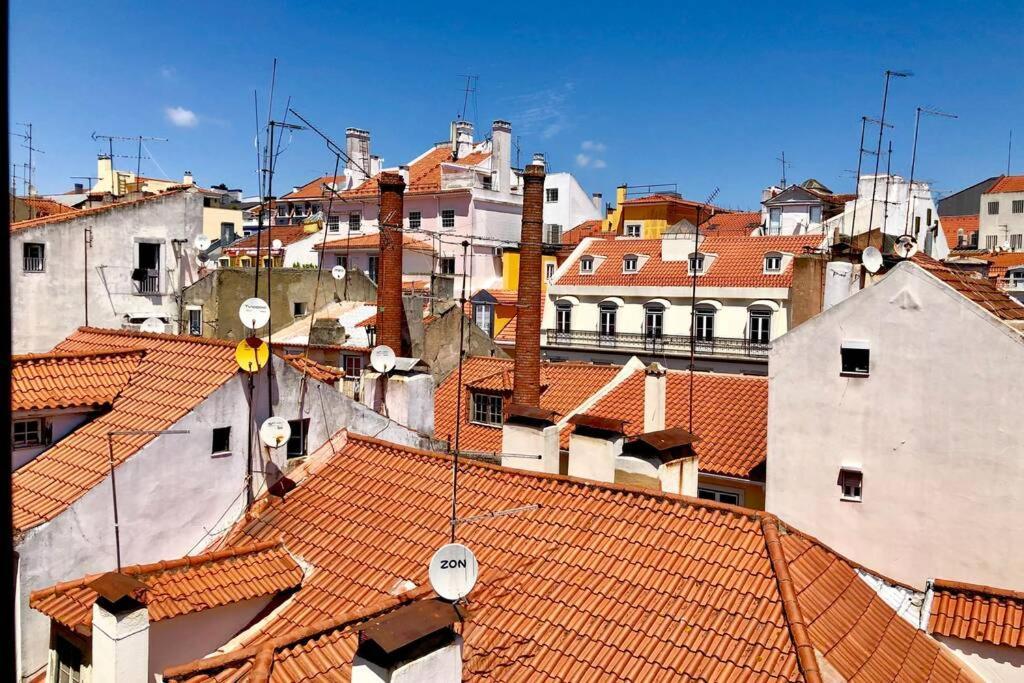 32 2 - Heart Of Lisbon Private Apartment, Bairro Alto Exteriér fotografie